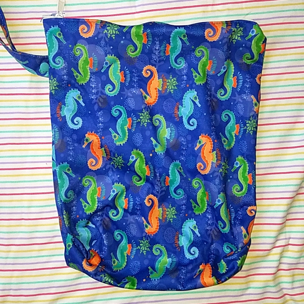 Blueberry Wet Bag Seahorse